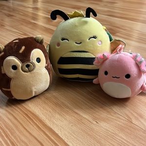 ON HOLD Squishmallows 5” Sunny the Bee, Hans 4” Mystery & Archie Clip NEW!